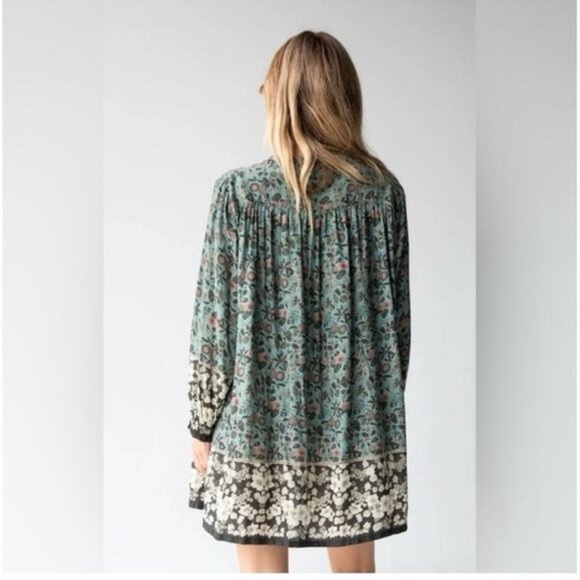 Natural Life Dara V-Neck Floral Tunic Dress in Sage Brown Hem, Size M - Picture 10 of 13
